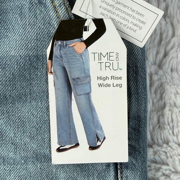 Time and Tru Light Blue High Rise Wide Leg Jeans - Picture 2 of 3
